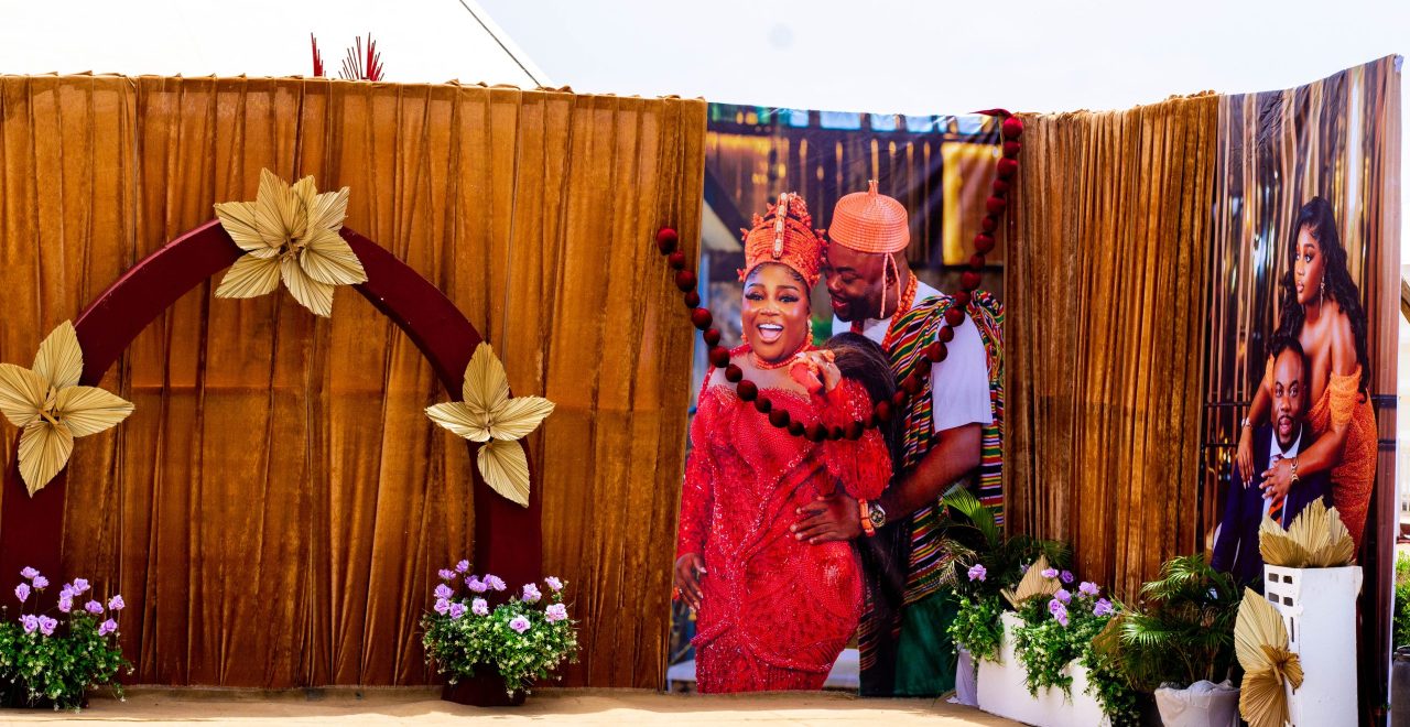 Guest Experience Traditional wedding setting.png